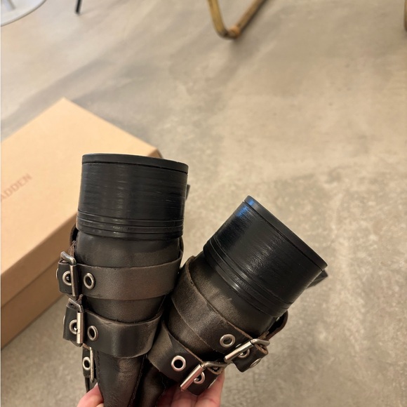 SOLD NIB STEVE MADDEN Brocks Distressed Black Leather Moto Boots - Picture 8 of 12